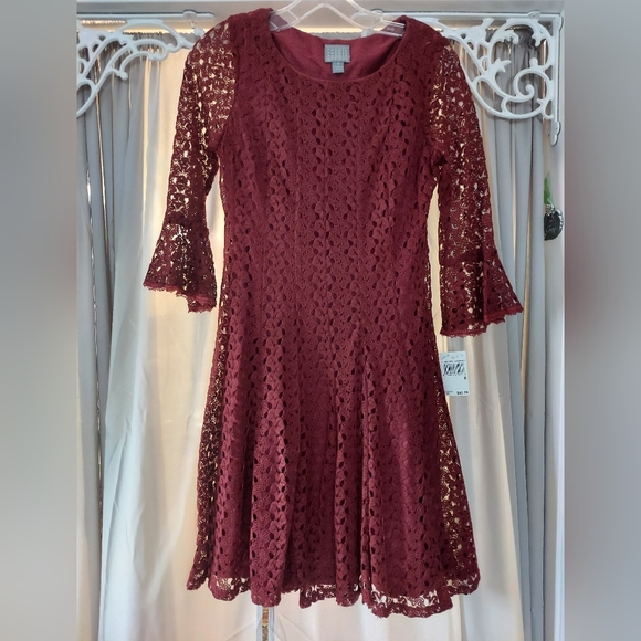 Rabbit Rabbit Rabbit Dresses & Skirts - NWT RabbitRabbit Rabbit Women's Burgundy Dress Lace With Bell Sleeves